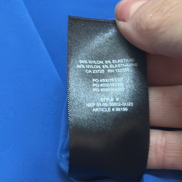 Aritzia Babaton Sapphire Blue Contour VNeck Sleeveless Romper Size M NWT - Picture 9 of 10